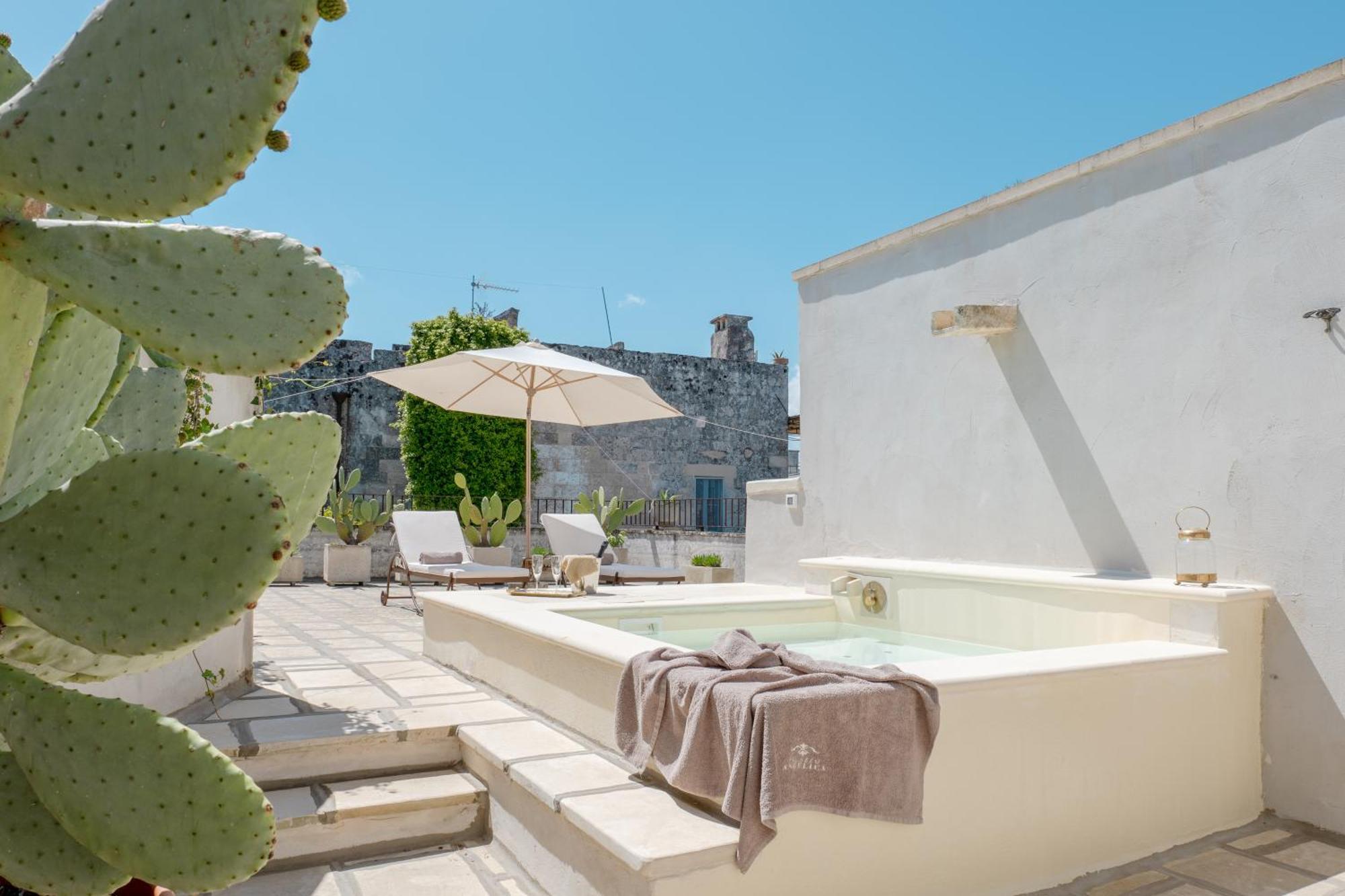 Palazzo Angelica - Luxury Retreat Otranto Bed & Breakfast Giurdignano Eksteriør bilde