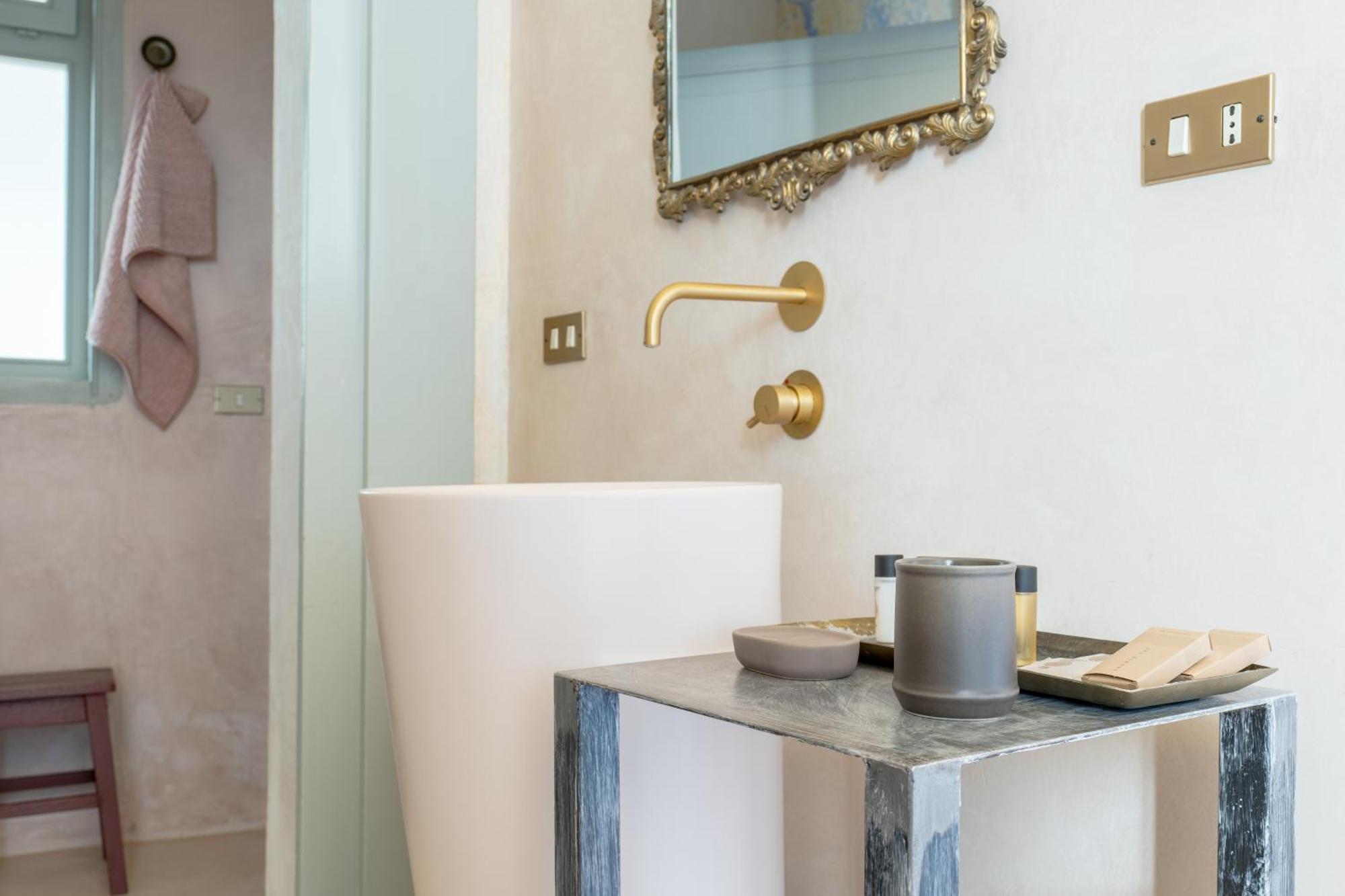 Palazzo Angelica - Luxury Retreat Otranto Bed & Breakfast Giurdignano Eksteriør bilde